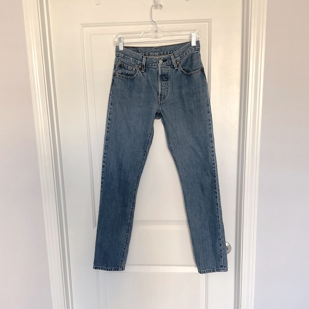 Levi’s Classic 501 Straight Leg High Rise Jeans Size 25 Waist 32 Length